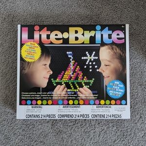 Classic Toy with Multicolor Pegs